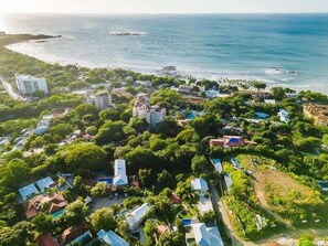 Aerial view - Steps to Beach | Free Pool Gym & Beach Club Access (Tamarindo)