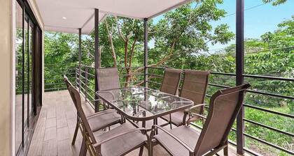 Charming Apartment | Steps to the Beach