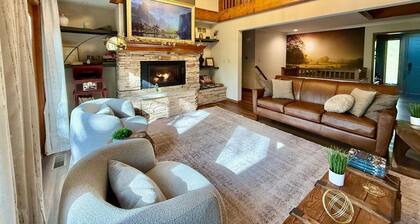 Secret Room-Hot Tub-Billards-Firepit-Games-Pool access