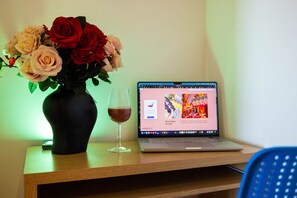 Interior detail - Beautiful and Spacious 2-bed Apartment in London (London)