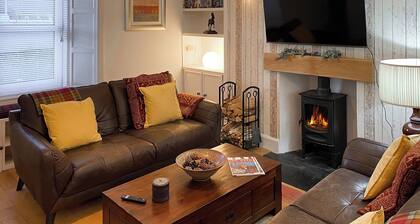 3 bedroom accommodation in Auchtermuchty, near Cupar
