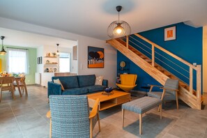 Fernseher, Stereoanlage