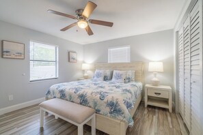 2 quartos, ferros/tábuas de passar roupa, Wi-Fi de cortesia