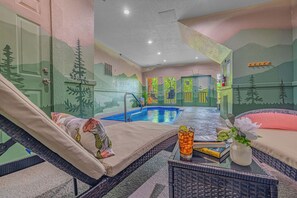 Piscina interna, piscina aquecida