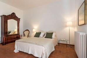 4 bedrooms, iron/ironing board, travel cot, free WiFi - Stunning private villa for 8 guests with A/C, private pool, WIFI, TV, terrace and panoramic view (Castiglione Di Sicilia)