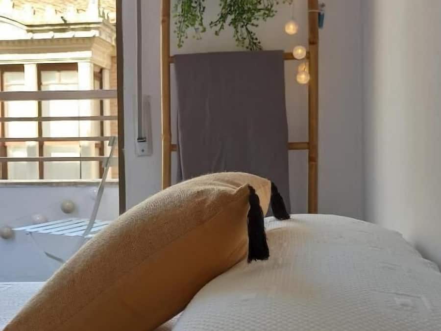 Desk, cribs/infant beds, rollaway beds, free WiFi