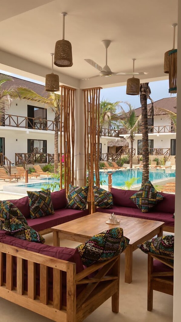 Exterior - SAND BEACH PALM RESIDENCE (Bwejuu)