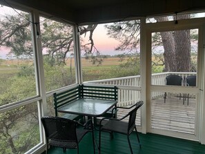 Outdoor dining - Pet Friendly, Golf Cart Included -15 Fiddlers Point (Fripp Island)