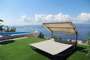 Property grounds - Mountain Stone Villa with pool (Stanići)
