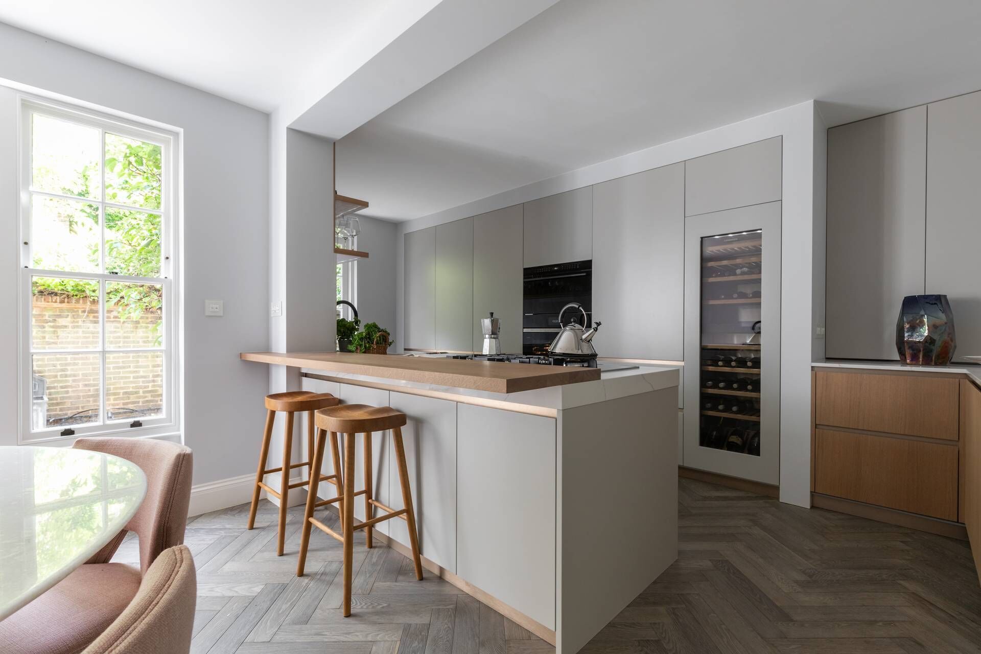 Fridge, microwave, dishwasher