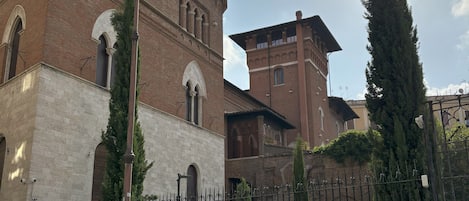 Esterni