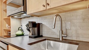 Unclassified image, 3 of 11, button - Luxury Mountain Retreat near the lake & downtown! (Evergreen)
