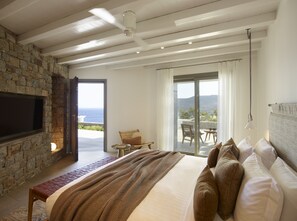 10 soverom, safe på rommet, strykejern/-brett og wi-fi