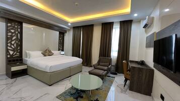 Pillowtop beds, in-room safe, individually decorated