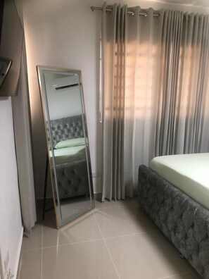 3 chambres, fer et planche à repasser, Wi-Fi gratuit, draps fournis