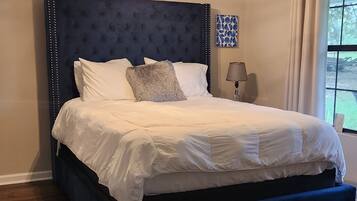 6 bedrooms, in-room safe, iron/ironing board, free WiFi