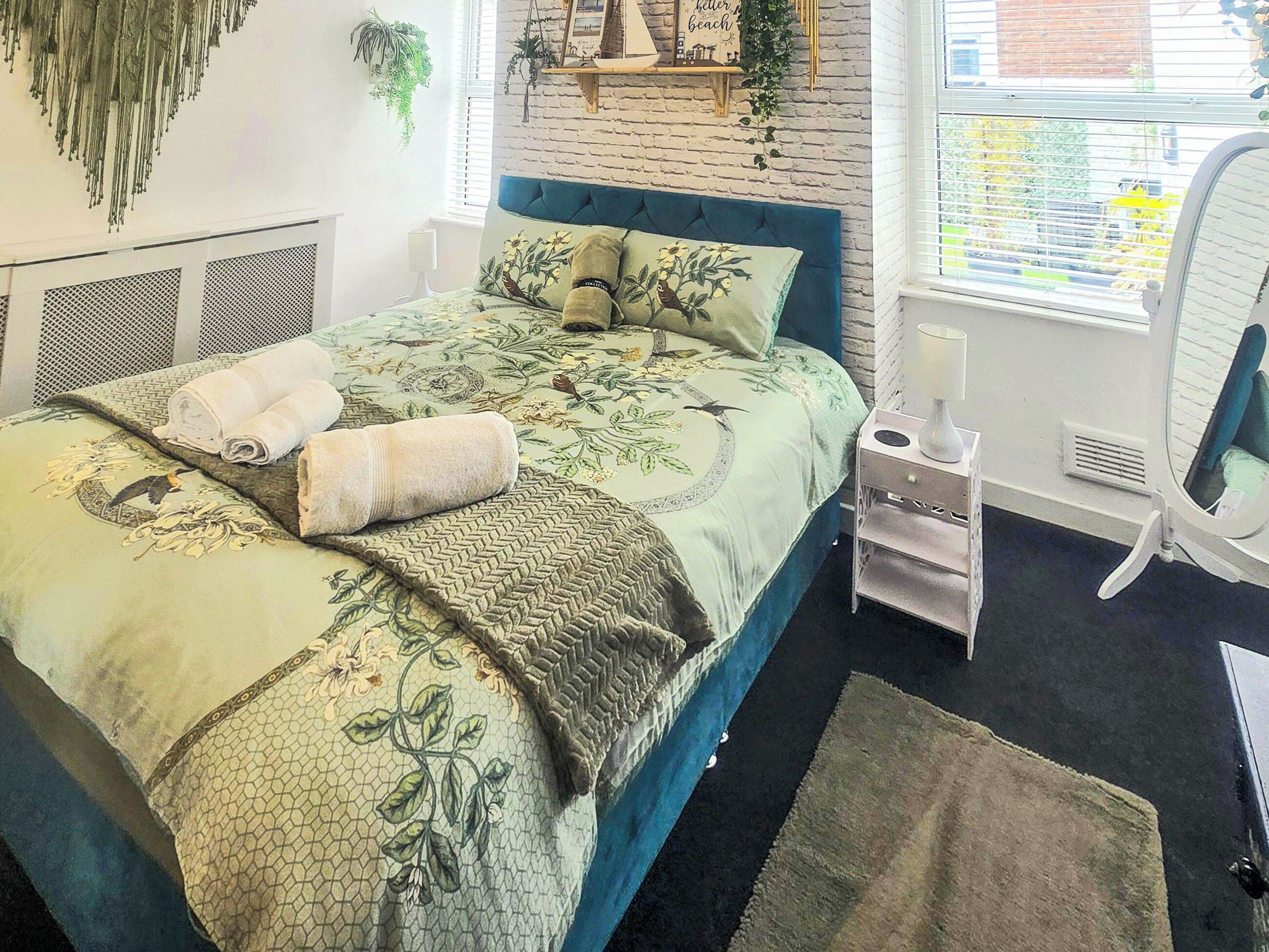 1 bedroom, free WiFi, bed sheets