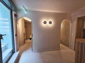 深层组织按摩、泰式按摩、运动按摩、按摩服务