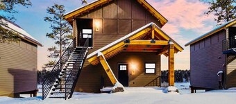 Mountain Escape With Fireplace