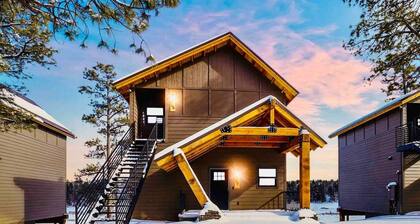 Mountain Escape With Fireplace