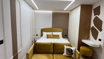 1 bedroom, iron/ironing board, WiFi