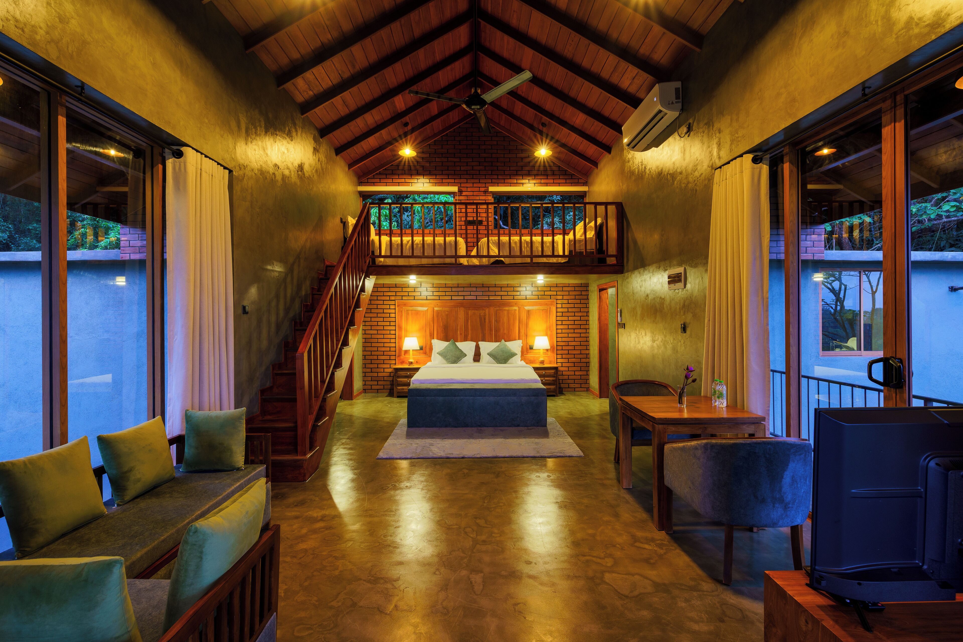 Luxury-Vierbettzimmer | Bettwäsche aus ägyptischer Baumwolle, hochwertige Bettwaren