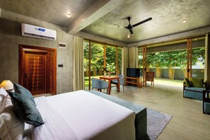 Egyptian cotton sheets, premium bedding, down comforters