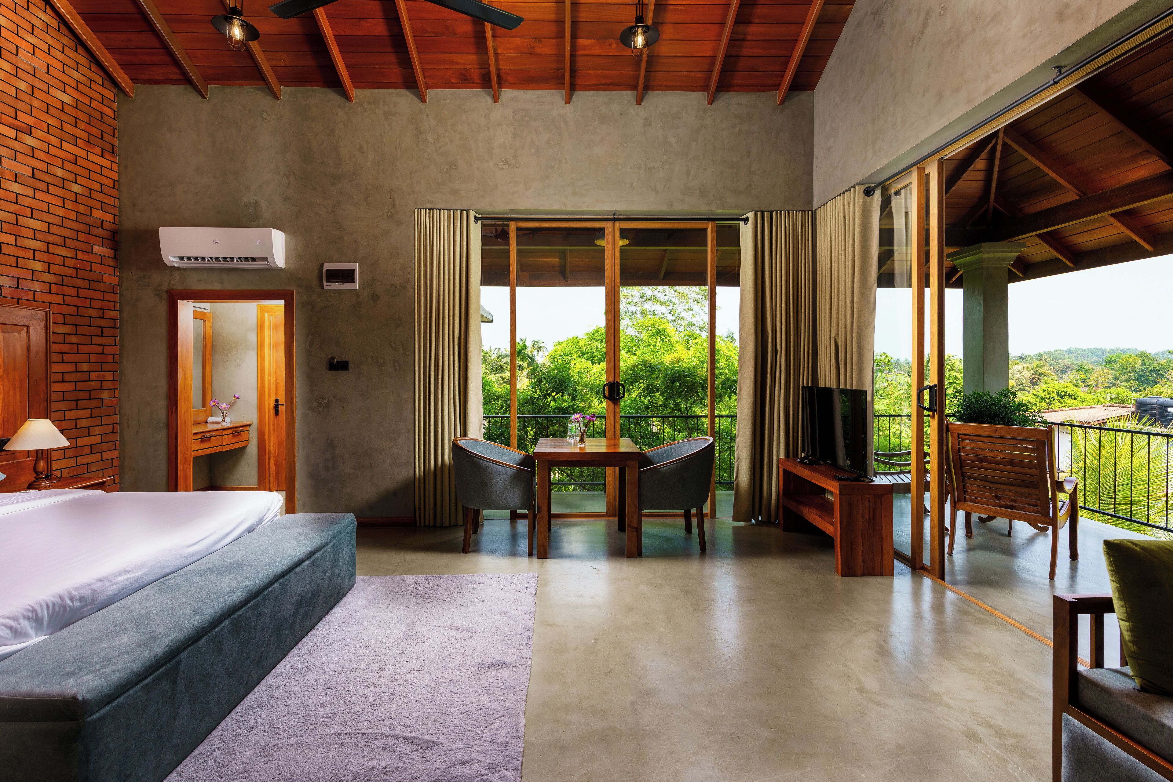 Luxury Chalet | Egyptian cotton sheets, premium bedding, down comforters