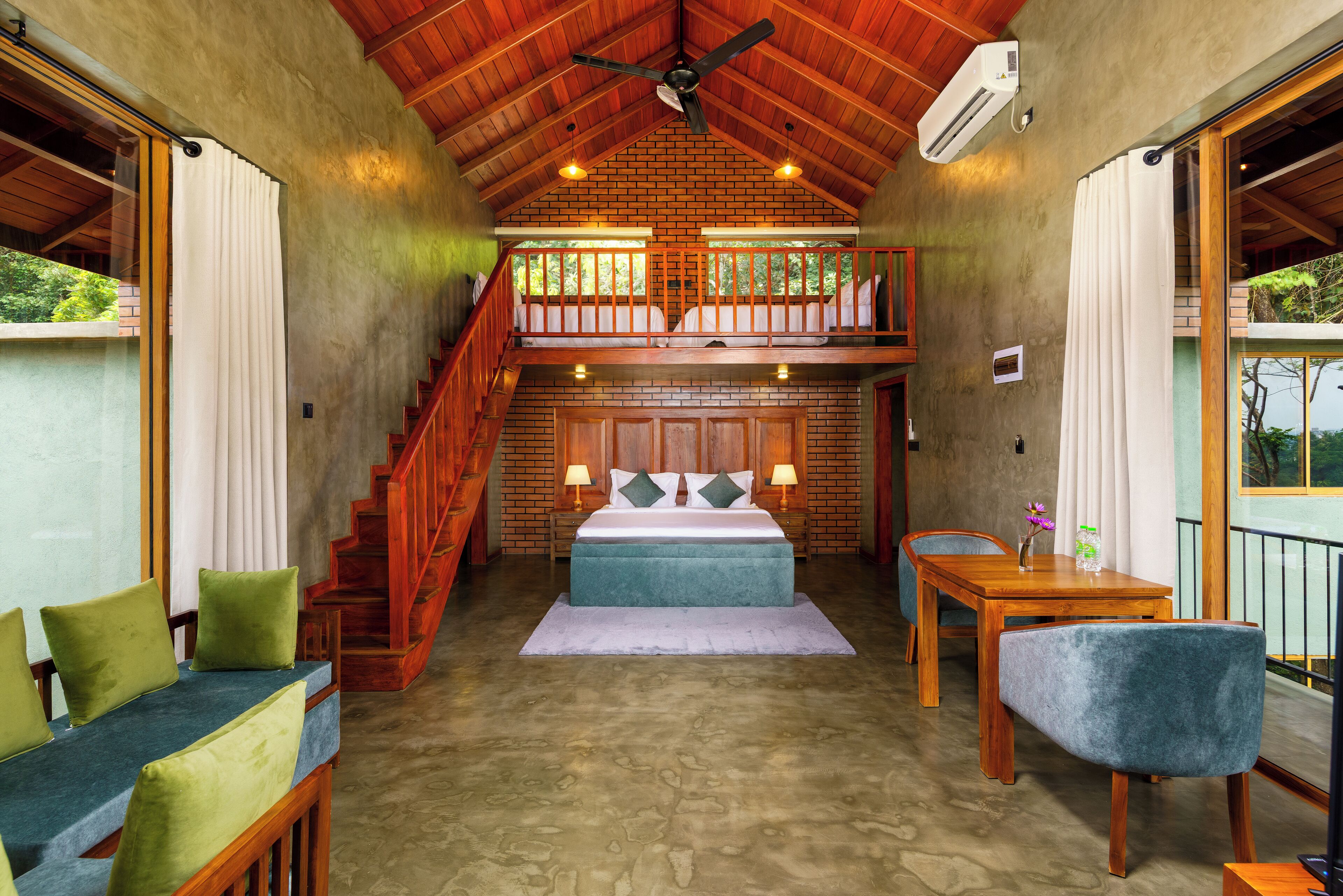 Luxury Quadruple Room | Egyptian cotton sheets, premium bedding, down comforters