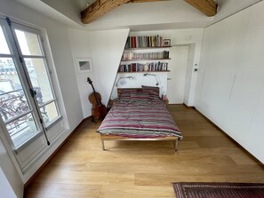 3 Schlafzimmer, Schreibtisch, Bügeleisen/Bügelbrett, kostenloses WLAN