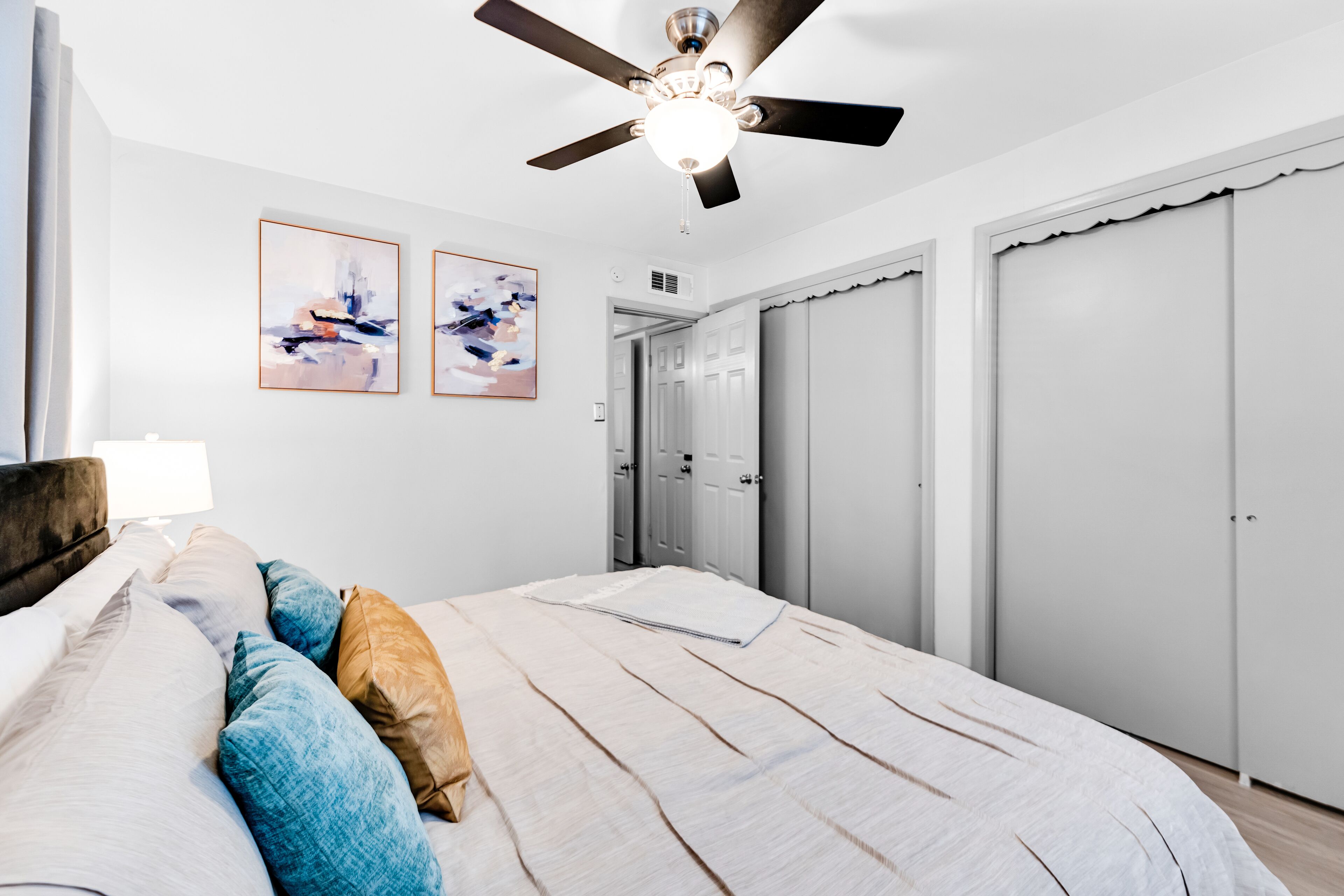 1 makuuhuone, työpöytä, silitysrauta/-lauta, ilmainen Wi-Fi