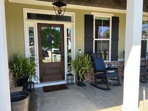 Exterior detail - 5 bedroom 4 bath house for rent for the 2026 ANWA and Masters (Evans)