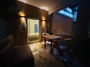 Quarto executivo | 1 quarto, roupas de cama antialérgicas, frigobar, cofres nos quartos