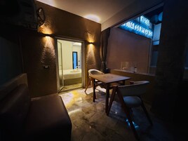 Executive Double Room with Panoramic Pyramids view & Terrace | Hypo-allergenic bedding, minibar, in-room safe, desk