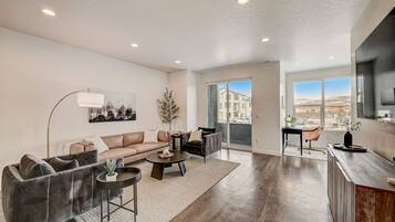 TV connectée, cheminée