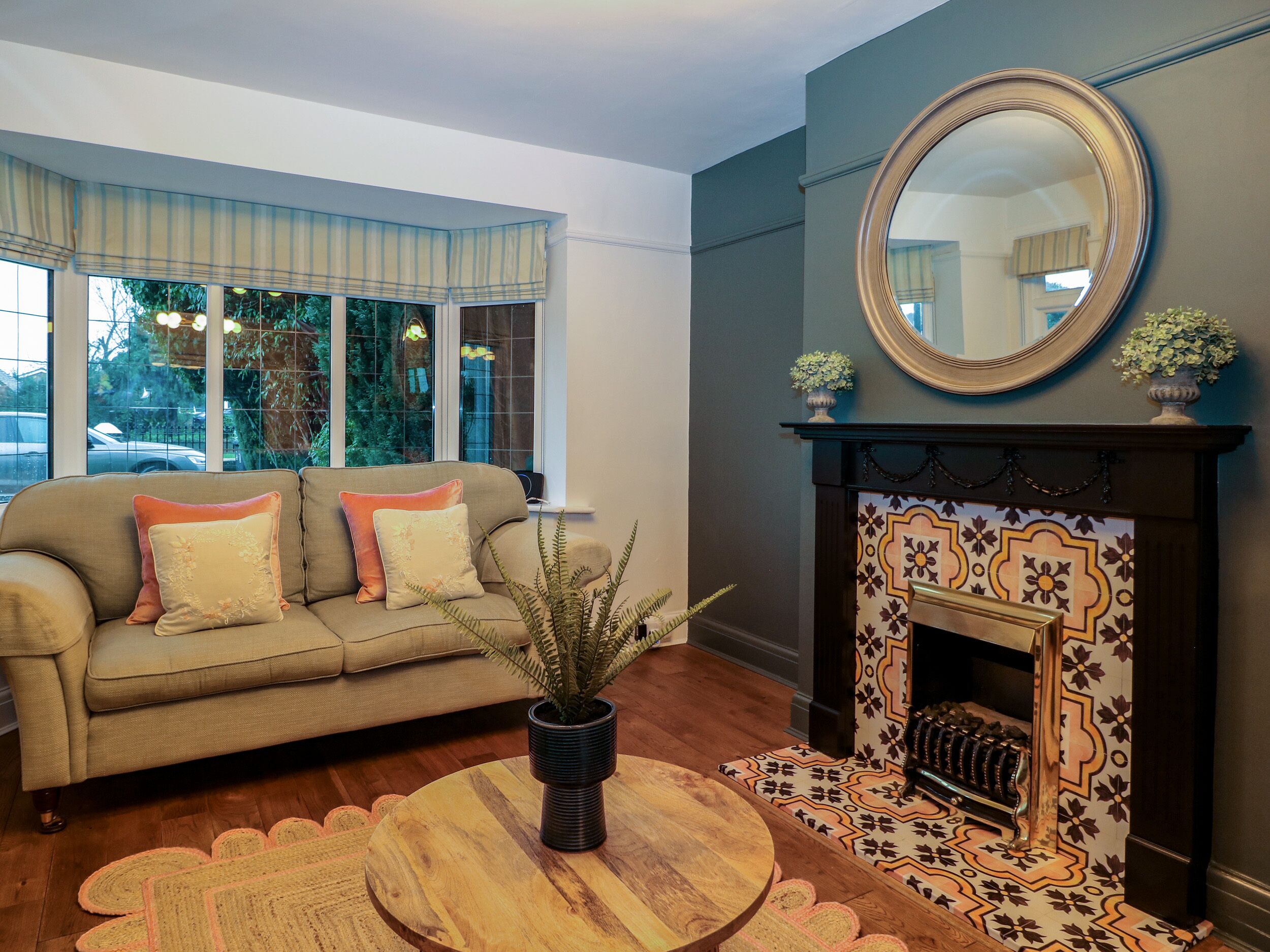 Primrose Place, Pet Friendly, Character Holiday Cottage In Worthing - England