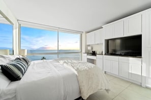 2 chambres, bureau, accès au Wi-Fi (inclus), literie fournie