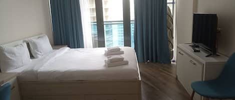 1 chambre, fer et planche à repasser, Wi-Fi, draps fournis