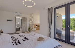 7 habitaciones, cuna de viaje, wifi gratis y ropa de cama