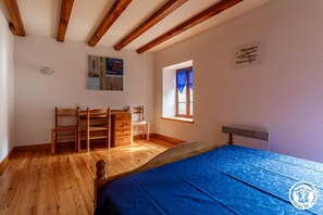 2 bedrooms, free WiFi