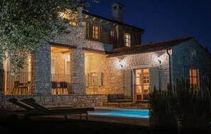 Exterior - Amazing home in Buzet (Buzet)