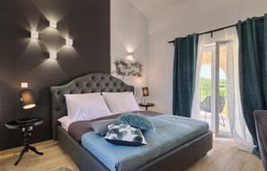 4 Schlafzimmer, Reisekinderbett, kostenloses WLAN, Bettwäsche