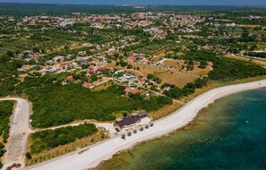 Beach nearby - Beach front home in Pula (Pula)