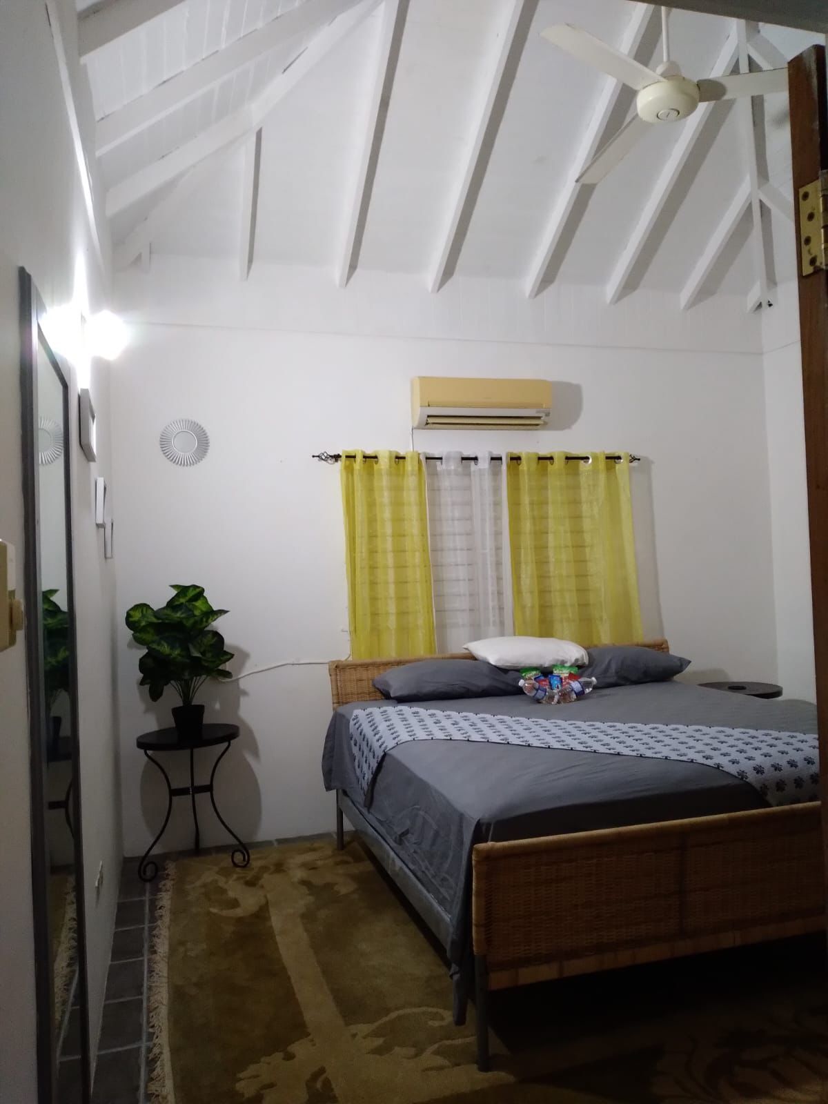 2 bedrooms, in-room safe, iron/ironing board, travel crib