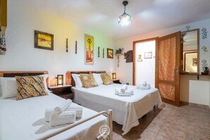 4 bedrooms, in-room safe, iron/ironing board, travel cot