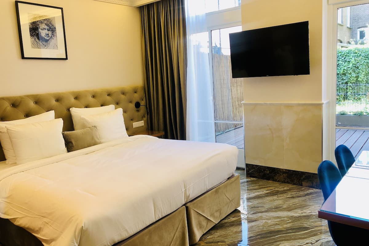Terrace Room