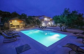 Pool - 1 bedroom stunning apartment in Bibinje (Bibinje)