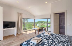 3 soverom, reiseseng for barn, wi-fi (inkludert) og sengetøy