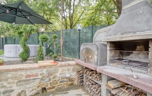 Terrace/patio - Nice home in Castiglion Fiorentino (Castiglion Fiorentino)