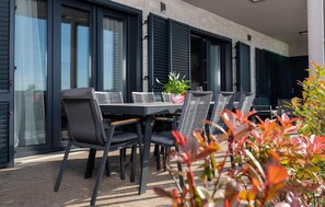 Outdoor dining - Lovely home in Labin - Rabac (Labin - Rabac)